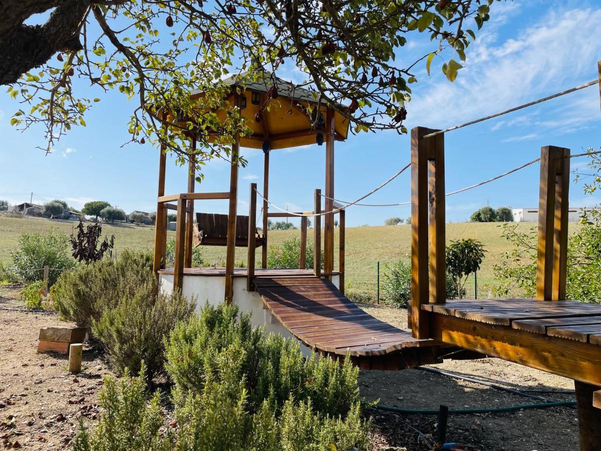 Glamping Turquesa, Feel And Relax In A Wood House Guest House Corredoura Exterior photo